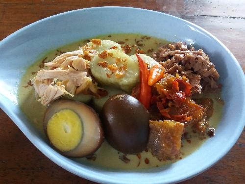 Lontong Opor Mbk Wulan, Beloran