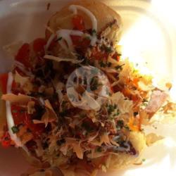 3 Item Menu Takoyaki Mix(beef, Mozarela, Bola Udang)