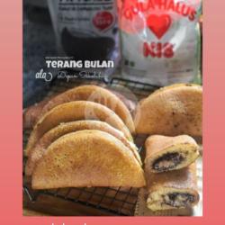 Kue Terang Bulan