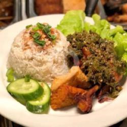 Nasi Ayam Cabai Hijau