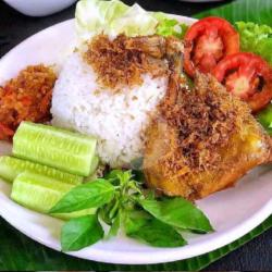 Paket Nasi Ayam Rempah