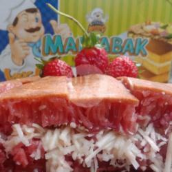 Redvelvet Martabak Strawberry Keju