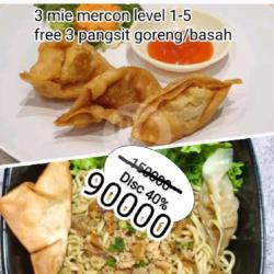 Promo Mie Mercon Pangsit