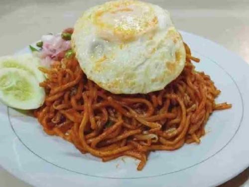 MIE ACEH NYANYAK