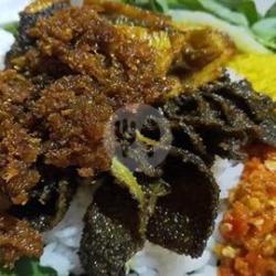 Nasi Sambelan Paru Srundeng