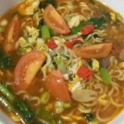 Mie Kuah Pedas Spesial