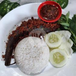 Nasi Lele Goreng Kremes ( Sambal Pedas Gurih )