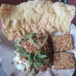 Nasi Pecel Tempe Goreng