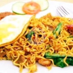 Mie Mewek Telur