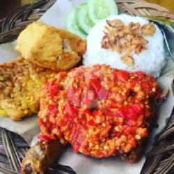 Paket Nasi Ayam Geprek Tahu Tempe Terong