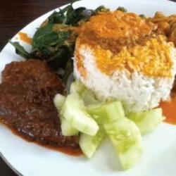 Nasi Rames Rendang Paru Sapi