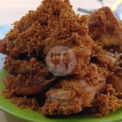 Lauk Aja Ayam Goreng Padang