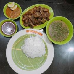 Nasi Saksang Besar   Teh Manis Dingin/prima/teh Botol