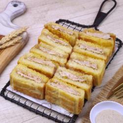 Roti Bakar Classic Tiramisu