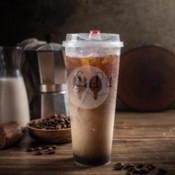 Iced Cold Brew Latte