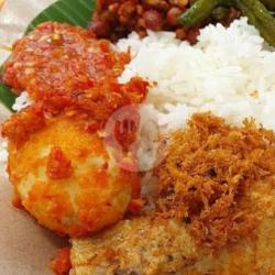 Nasi Rames Ayam Kecap