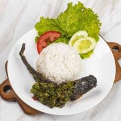 Nasi Lalapan Lele Goreng Sambal Ijo