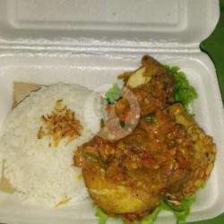 Ayam Geprek Sambal Goang