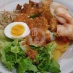 Gado-gado Siram Suroboyo