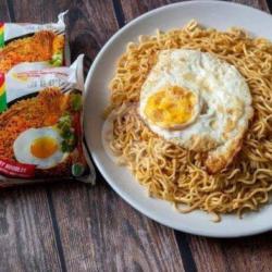 Indomie Sedap Goreng   Telor Dadar   Teh Kotak