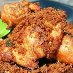 Ayam Goreng Sayap   Es Teh Manis