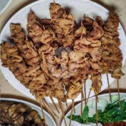 Sate Kulit Ayam Kremes