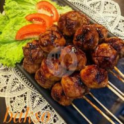 3 Tusuk Bakso Sapi Bakar Pedas Ukuran Besar Dijamin Enak Dan Puas Bisa Request Tidak Pedas