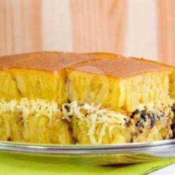 Martabak Bandung Keju Coklat Kacang Pisang