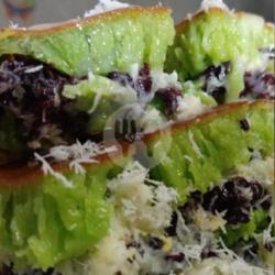 Terbul Keju Ketan Hitam Kelapa Susu