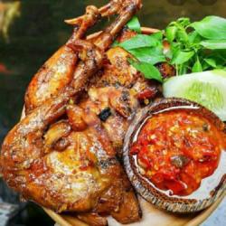 Bebek Bakar   Sambel Indramayu