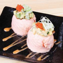 Baked Salmon Roll