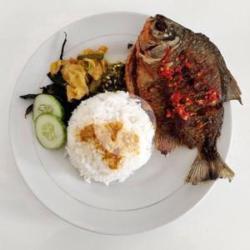 Nasi Padang Bawal Balado