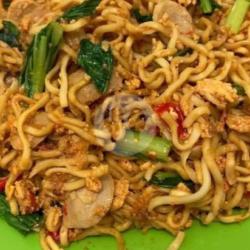 Mie Goreng Tombo Luwe