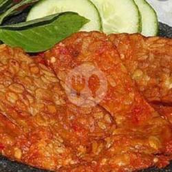 Tempe Goreng Penyetan Sambel Terasi