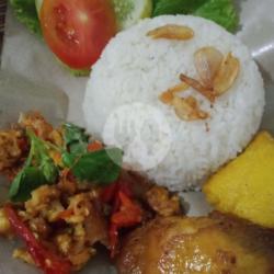 Paket Nasi Ayam Tempe Penyet