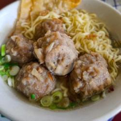 Mie Bakso Campur