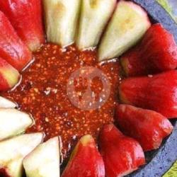 Rujak Jambu Air Bumbu Ulek