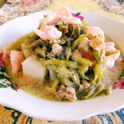 Lontong Sayur Tauco  Telor