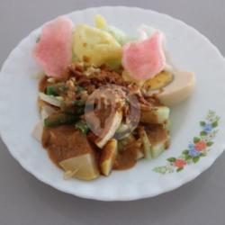 Gado Gado Kupat