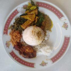 Nasi Ayam Bakar   Es Tes