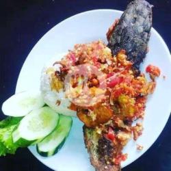 Lele Sambal Geprek Petir