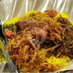 Nasi Kuning Mix Empal   Telor 1 Smbel Sllu Dpisah Pke Kotak