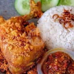 Paket Spesial D Ayam Goreng Lengkuas