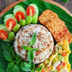 Nasi Timbel Telor Tahu Tempe