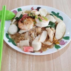 Kwe Tiau Siram Seafood