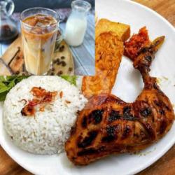 Nasi Ayam Bakar   Es Top Kopi Gula Aren