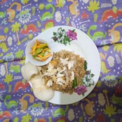 Nasi Goreng Bumbu Rendang Ayam Suwir