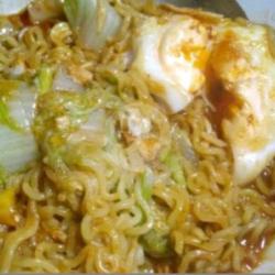 Indomie Kuah Susu   Telur   Sayur