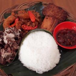 Paket Nasi Bacem