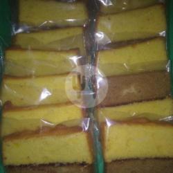 Lapis Surabaya Potong